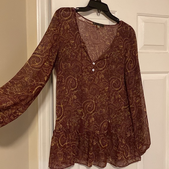 ROSE & OLIVE burgundy and gold sheer long sleeve blouse - Picture 2 of 8
